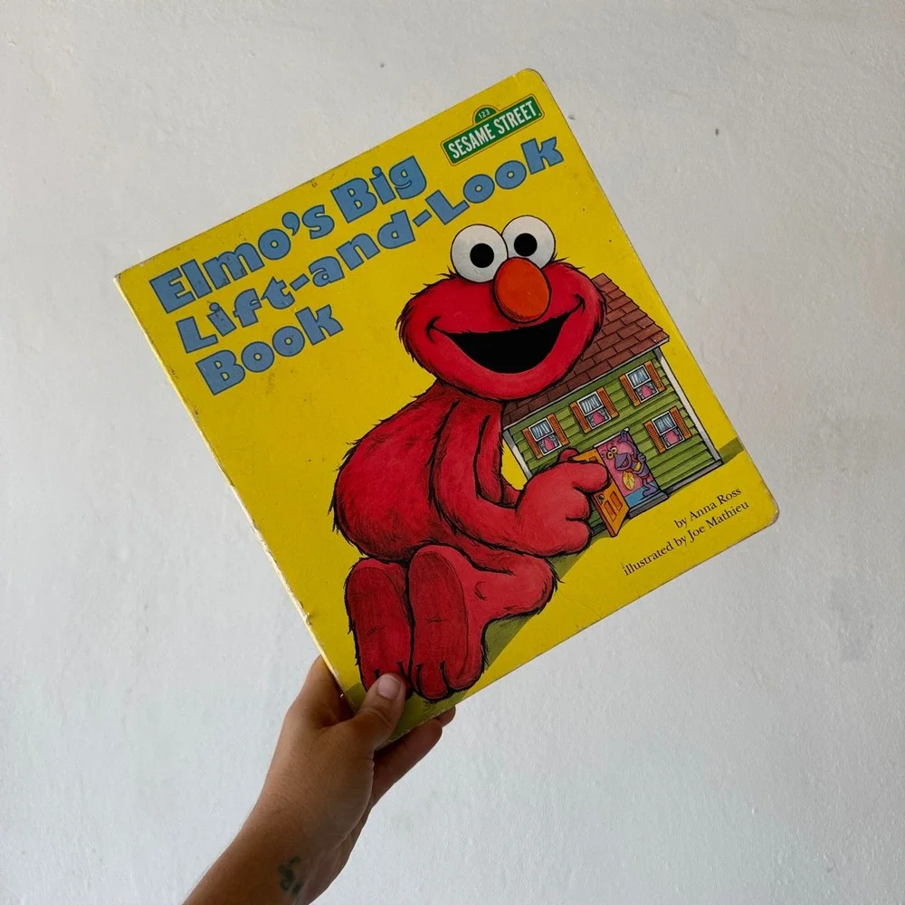 Sesame Street Elmo's Big Lift-and-Look Book 1994 Hardcover 60+ Flaps Complete